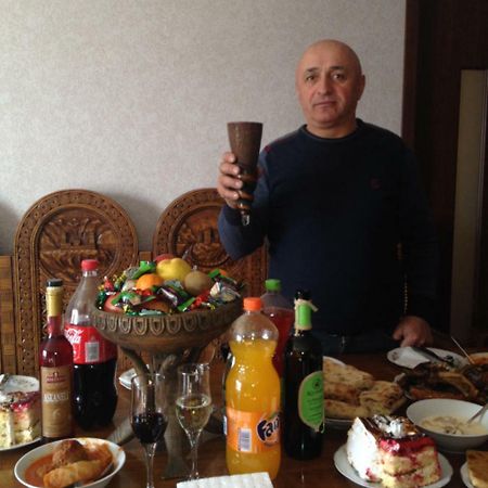 Guesthouse Besarion Ушгули Екстериор снимка