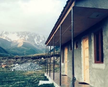 Guesthouse Besarion Ушгули Екстериор снимка